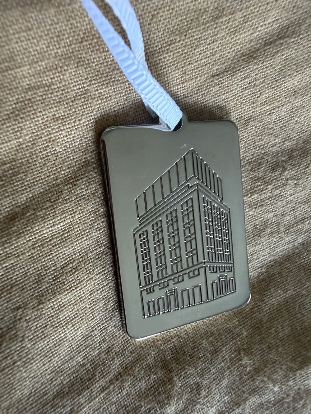 Tiffany & Co Landmark silver tone Charm - Picture 3 of 3